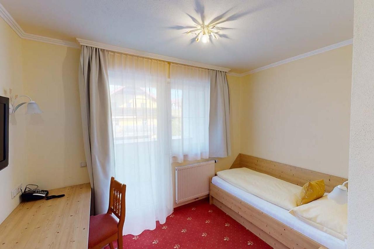 Voralpenhotel Schmoller St. Georgen im Attergau Zewnętrze zdjęcie